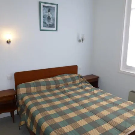 Royan, 3 Pieces, 6 Personnes - Fr-1-305-189 Appartement Royan