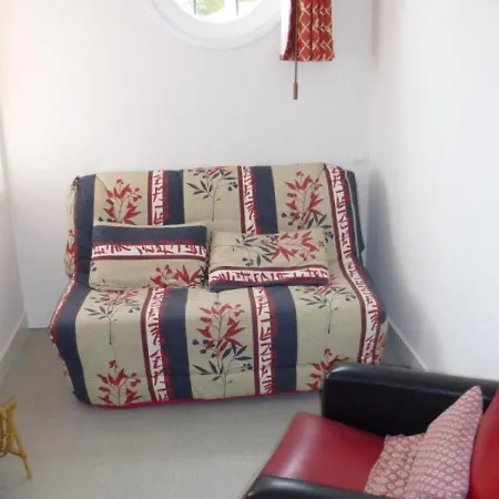 Appartement Royan, 3 Pieces, 6 Personnes - Fr-1-305-189 *